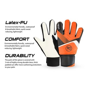 Protección deportiva <span class=keywords><strong>guantes</strong></span> <span class=keywords><strong>de</strong></span> fútbol niños <span class=keywords><strong>guantes</strong></span> <span class=keywords><strong>de</strong></span> <span class=keywords><strong>portero</strong></span> para niños - Product Image 4