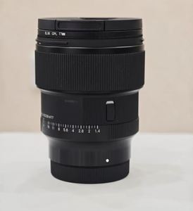 Objectif photo d'occasion Sigma 85mm F1.4 DG HSM Art pour Canon EF, objectif portrait plein format, bon état, prêt à être expédié - Product Image 1