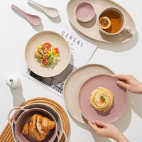 Service de vaisselle créatif de style coréen pour hôtels et restaurants, comprenant des plats de service, des bols à salade et à soupe en céramique, et des ensembles de vaisselle de table.
