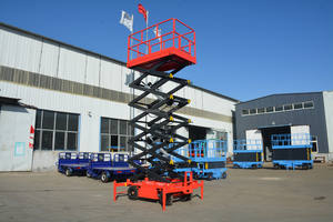 Plataforma Elevadora de Tijera Móvil para Instalación y Ajuste de Stands en Salas de Exposiciones - Product Image 6