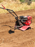 Herramientas de Jardinería Potentes OO POWER, Equipo con Motor de 4 Tiempos, Cultivadora con Cuchilla Giratoria