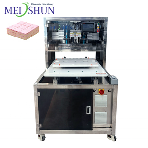 เครื่องตัดอาหารอัลตร้าโซนิคอัตโนมัติเชิงพาณิชย์สำหรับเค้กพันแผ่นเค้กสำหรับโรงงานแป้งและเบเกอรี่การใช้งาน - Product Image 1