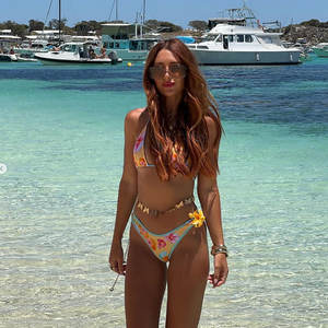 جميع أنحاء الرقمية مخصص الأزهار المطبوعة الصيف أنيقة ملابس الشاطئ ملابس الشاطئ 3 قطع الشاطئ الغطاء النساء ملابس السباحة - Product Image 5