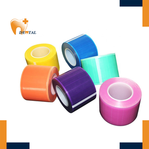 Barrera Dental Película Tatuaje Envoltura de plástico Caja dispensadora 4 \ "X 6 \" Hojas perforadas Barrera Cinta adhesiva Desechable Color azul - Product Image 1