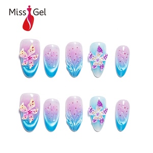 <span class=keywords><strong>Uñas</strong></span> Postizas Hechas a Mano con Efecto Ojo <span class=keywords><strong>de</strong></span> Gato, <span class=keywords><strong>Uñas</strong></span> Azules y Moradas Degradadas, <span class=keywords><strong>Uñas</strong></span> <span class=keywords><strong>de</strong></span> Gel Suave Prediseñadas, <span class=keywords><strong>Uñas</strong></span> Artificiales OEM ODM - Product Image 1