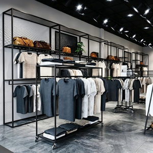 Conception de magasin de vêtements pour hommes sur mesure, écologique et robuste |   Aménagements modulaires pour magasins de vêtements de luxe industriels - Product Image 1