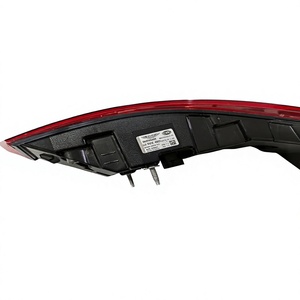 Luces Originales Aston Martin Rapide Extraídas de Fábrica, Luces de Freno en Buen Estado, <span class=keywords><strong>Segunda</strong></span> <span class=keywords><strong>Mano</strong></span>, Genuinas, Alta Calidad - Product Image 3