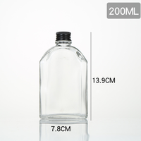 Bouteille de vin en verre transparent carrée délicate, simple et bon marché, avec couvercle, vente en gros Chine