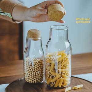 Bocaux de conservation en verre borosilicate avec couvercles hermétiques en liège – Ensemble écologique pour l'organisation du garde-manger, idéal pour les épices et les céréales - Product Image 1