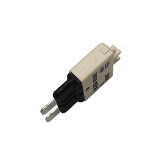 <span class=keywords><strong>Prix</strong></span> usine Auto 28V DC <span class=keywords><strong>Disjoncteur</strong></span> 25A Mini Type E39 <span class=keywords><strong>Fusible</strong></span> pour voiture et camion Disjoncteurs miniatures à haute efficacité - Product Image 3