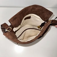 ODM&OEM 2026 Nouveaux Sacs Fourre-Tout Grande Capacité en Daim et Cuir Véritable Haut de Gamme, Tendance Urbaine, Fabrication Personnalisée par Fournisseur