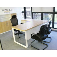Bureau d'ordinateur en bois massif pour dirigeant/CEO/manager/superviseur, fournisseur chinois 2026, table de bureau en matériaux écologiques avec pieds en aluminium