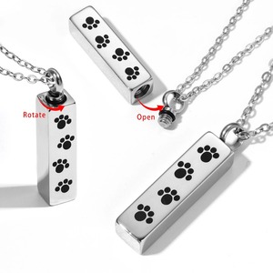 Pendentif urne commémorative pour animaux de compagnie en acier inoxydable, forme de patte verticale cubique, bijou personnalisé, collier souvenir pour chat et chien - Product Image 4