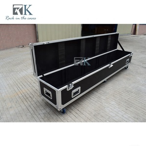 RK Exhibits Support de rideaux tubulaires portable et mobile avec flight cases, rideau tubulaire et drapé noir - Product Image 4