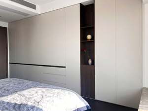 Meubles de garde-robe personnalisés en bois massif pour chambre à coucher et hôtel usage domestique - Product Image 6