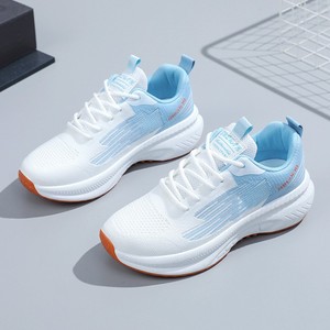 Nouvelles chaussures de sport décontractées pour femmes, respirantes, légères, en maille, pour le printemps et l'automne - Product Image 1