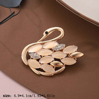 Nouvelle Broche Élégante en Alliage Plaqué Or avec Strass en Cristal et Pierre Œil de Chat, Motif Trèfle Exquis, Cadeau pour Femme