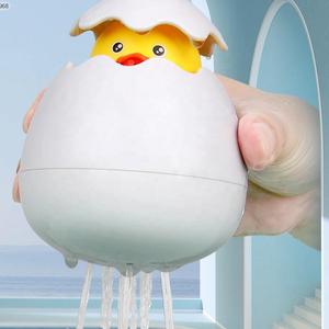 Jouets de <span class=keywords><strong>bain</strong></span> <span class=keywords><strong>pour</strong></span> bébé Jouets flottants <span class=keywords><strong>pour</strong></span> salle de <span class=keywords><strong>bain</strong></span> automatique pingouin à eau - Product Image 3