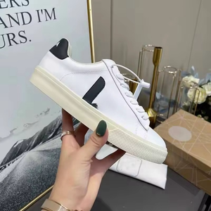 Zapatos Blancos Pequeños de Diseño, Zapatos Planos Casuales de Cuero para Parejas, Hombres y Mujeres, Zapatos Cómodos para Caminar - Product Image 6