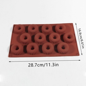 แม่พิมพ์เค้กวงกลมแบบเกลียว 12 ช่อง แม่พิมพ์อบเค้กแบบใช้แล้วทิ้ง อุปกรณ์ทำเค้ก แม่พิมพ์ตกแต่งเค้ก DIY - Product Image 6