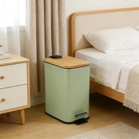 Poubelle pour la maison et la salle de bain avec couvercle en bambou, fermeture douce et pédale – Vente en gros, poubelle mince personnalisée