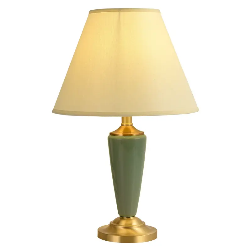 Lampe de bureau moderne de nuit blanche Décoration de salon en métal doré Fournisseur de lampes de table de chevet à bas prix