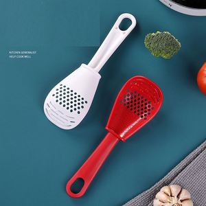 Cuillère multifonctionnelle en plastique pour cuisine, idéale pour égoutter les pommes de terre, piler et broyer – Vente en gros personnalisée - Product Image 5