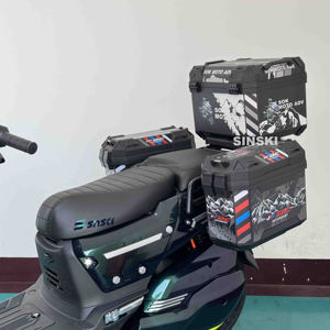 โรงงานซินสกี้ ขายตรง รถมอเตอร์ไซค์สำหรับผู้ใหญ่ 48V 1500W 2000w ราคาประหยัด รถมอเตอร์ไซค์ในเมือง - Product Image 1