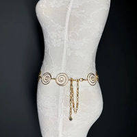 Großhandel neues Design lange Legierung Metall Teen Taille Gürtel Mode accessoire Golden Flower Ring Body Chain Gürtel für Frauen Mädchen
