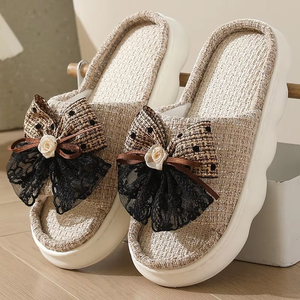 Chaussons d'intérieur avec caractéristiques antidérapantes et anti-odeurs en EVA, adaptés aux hommes et aux femmes en été - Product Image 4