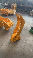 Op maat gemaakte Q355B 0,8-6 ton hydraulische duimklem voor boomgaardwerkzaamheden, landbouwmaterialen, FOB Qingdao