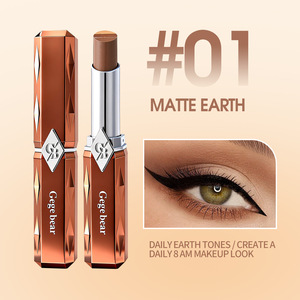 Sombra de Ojos en Barra de Tres Colores con Brillo Diamante, Iluminador Natural, Sombra de Ojos Perlada de Lujo, Venta al Por Mayor - Product Image 2