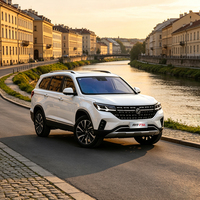 SUV T5 ICE Pratique avec un Design Multi-Stockage, Coffre Spacieux, Idéal pour la Vie Urbaine et les Escapades de Week-end
