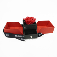 Boîte cadeau créative rouge à double ouverture pour bijoux |   Emballage personnalisé en gros avec accents de ruban noir, directement du fabricant