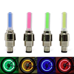 Luz LED para Rueda de Bicicleta de Plástico Brillante de 4 Colores, Lámpara LED para Válvula de Neumático de Coche, Batería Recargable, Resistente al Agua IPX5 - Product Image 2
