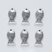 Pendentif en alliage texturé argent antique en forme d'écaille de poisson pour leurres de pêche et étiquettes cadeaux