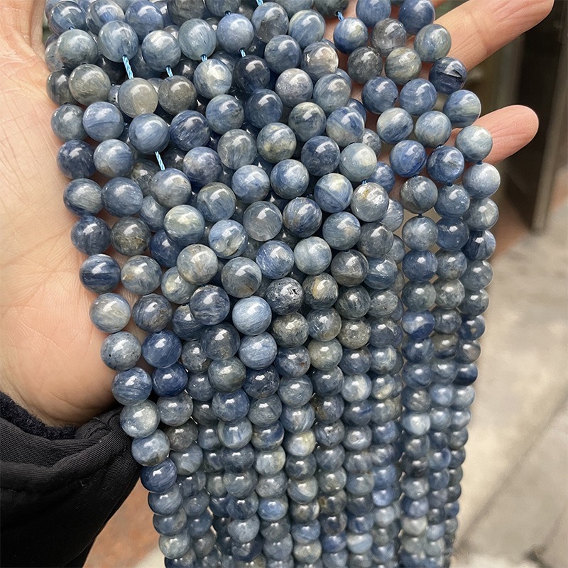 Kyanite A-pas teint