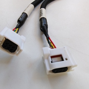 Özelleştirilmiş Hidrolik Cihaz Çerçevesi Kablolaması PVC/PTFE/PBT IP66 Dereceli Forkliftler, Motorlu Araçlar, Bilgisayarlar, Motosikletler için - Product Image 5