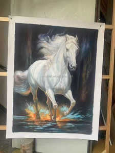 Quadro <span class=keywords><strong>su</strong></span> <span class=keywords><strong>tela</strong></span> personalizzato all'ingrosso con testa di cavallo dipinta, decorazione da parete, pittura di cavallo nero <span class=keywords><strong>su</strong></span> <span class=keywords><strong>tela</strong></span> per soggiorno - Product Image 1