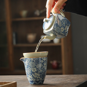 Set <span class=keywords><strong>da</strong></span> Tè Kung Fu Moderno Minimalista di Lusso con Fiori Blu, Teiera in Ceramica per Ufficio, Tazza <span class=keywords><strong>da</strong></span> Tè, Confezione Regalo di Alta Gamma - Product Image 4