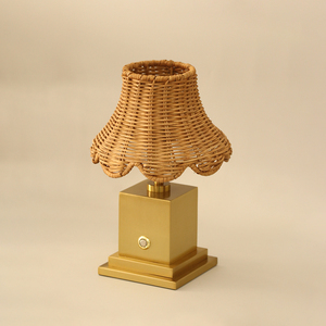 Có thể sạc lại vuông bảng đèn USB cảm ứng cơ sở tùy chỉnh chụp đèn thiết kế cổ điển cho khách sạn nhà hàng bảng chiếu sáng trang trí nội thất - Product Image 2