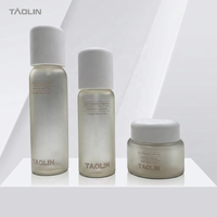 Bouteille PETG pour emballage de soins de la peau 150 ml - Crème pour le visage, lotion, huile essentielle et crème pour les yeux en PET, ensemble avec logo personnalisé, forme ronde beige