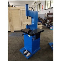 Machine de rivetage de chaussures et frein électrique, rivetage, usine,