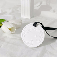 Vente en gros LOGO personnalisé Pierre aromatique en céramique Huile essentielle Diffuseur d'argile Pierre d'argile parfumée suspendue