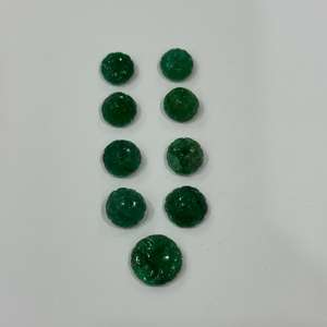 Diseño de piedras preciosas Esmeralda talladas a mano Tallas florales de forma redonda suelta de Esmeralda natural - Product Image 2