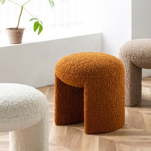 Mobilier moderne de salon tabouret confortable pour vestiaire et chaussure meubles de maison tabouret bas en fourrure de laine d'agneau pouf pour chambre à coucher - Product Image 2