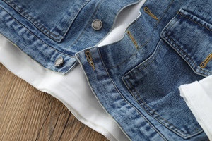 2024 automne et été enfant <span class=keywords><strong>sans</strong></span> <span class=keywords><strong>manches</strong></span> manteau enfants jean gilet <span class=keywords><strong>garçon</strong></span> <span class=keywords><strong>sans</strong></span> <span class=keywords><strong>manches</strong></span> veste avec bouton et poches - Product Image 5