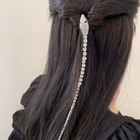 Jepit Rambut Bentuk Ular Kecil dengan Rumbai Berlian, Jepit Rambut Kepang, Hiasan Kepala Bentuk Unik, Jepit Rambut Simulasi Ular Panjang untuk Kuncir Kuda