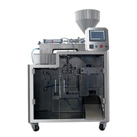 Machine d'emballage entièrement automatique pour sachets préformés, type horizontal, pour le remplissage et la fermeture de pâtes visqueuses, d'huile de piment, de shampoing et de liquides