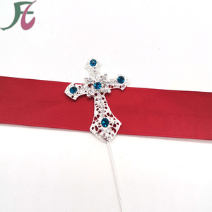 Vendita calda Topper per torte incrociate in argento placcato con strass blu rosa per il battesimo del matrimonio Ramadan per la festa del giorno degli sciocchi April